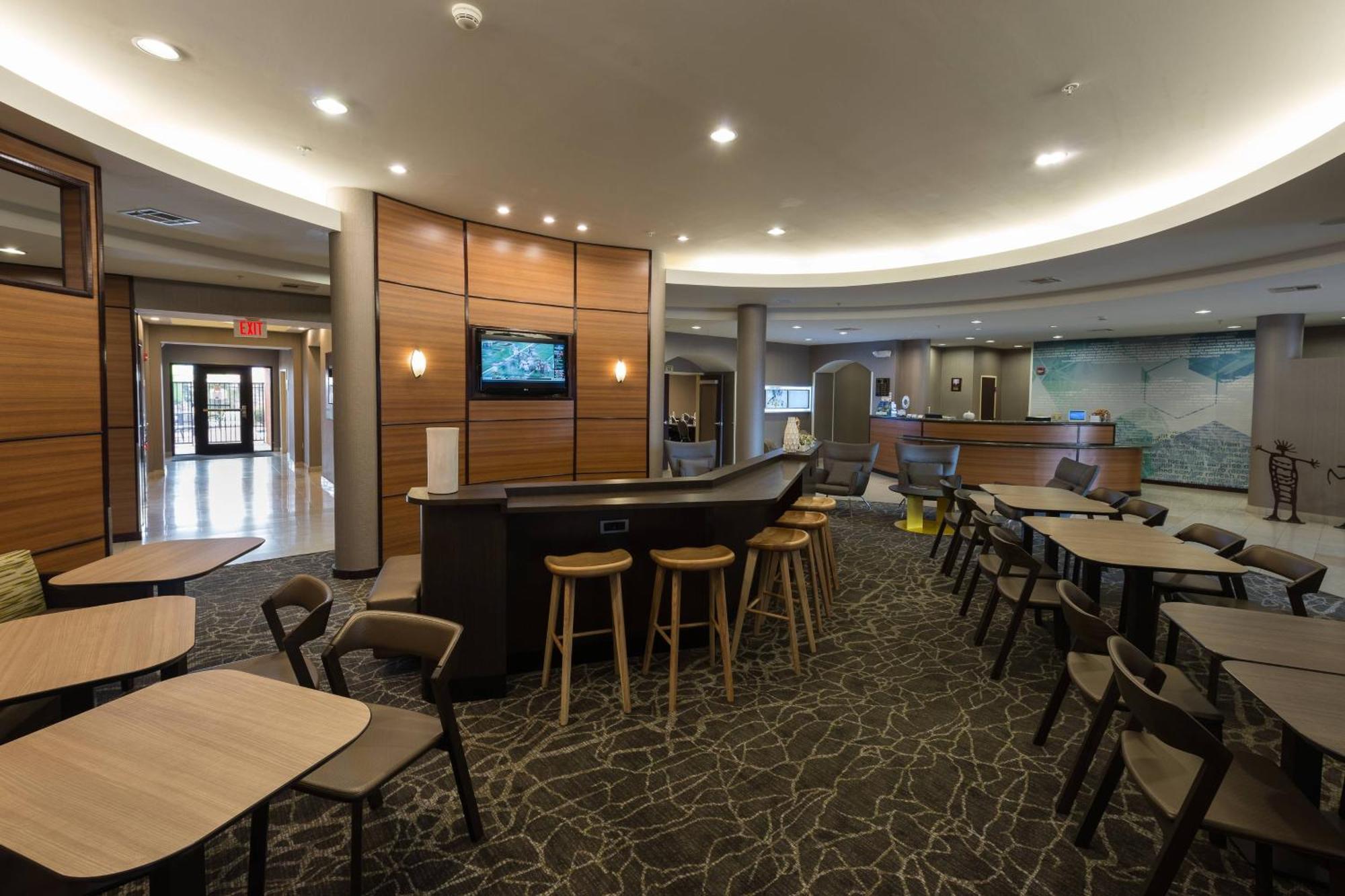 Springhill Hotel