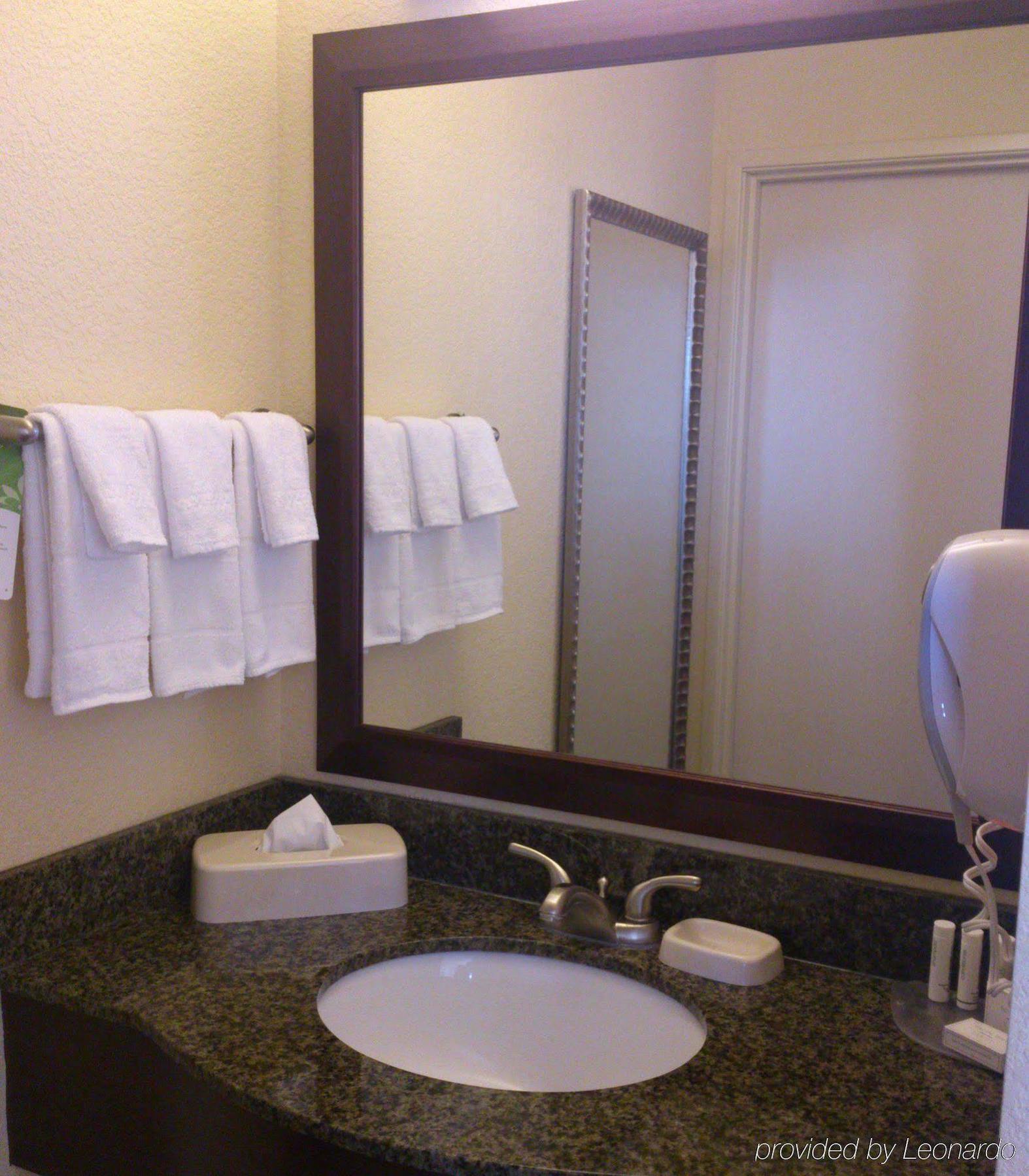 Springhill 3* Ridgecrest